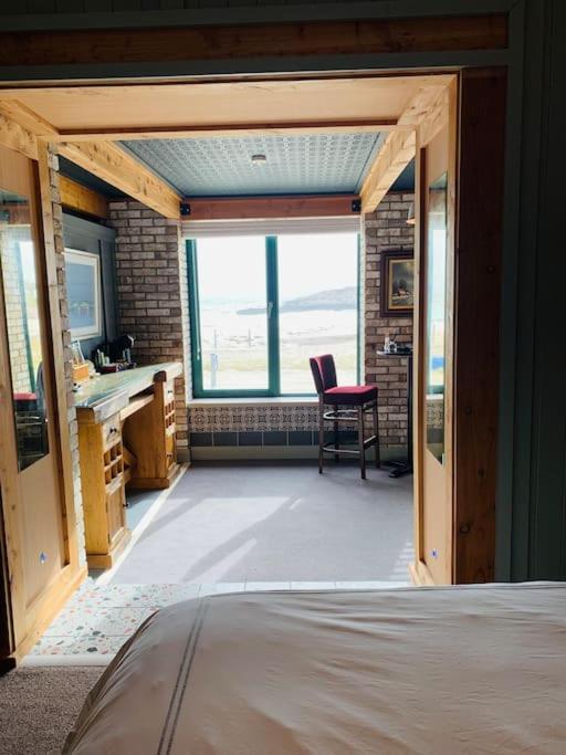 O' Carroll's Cove - Cove Apartment *
